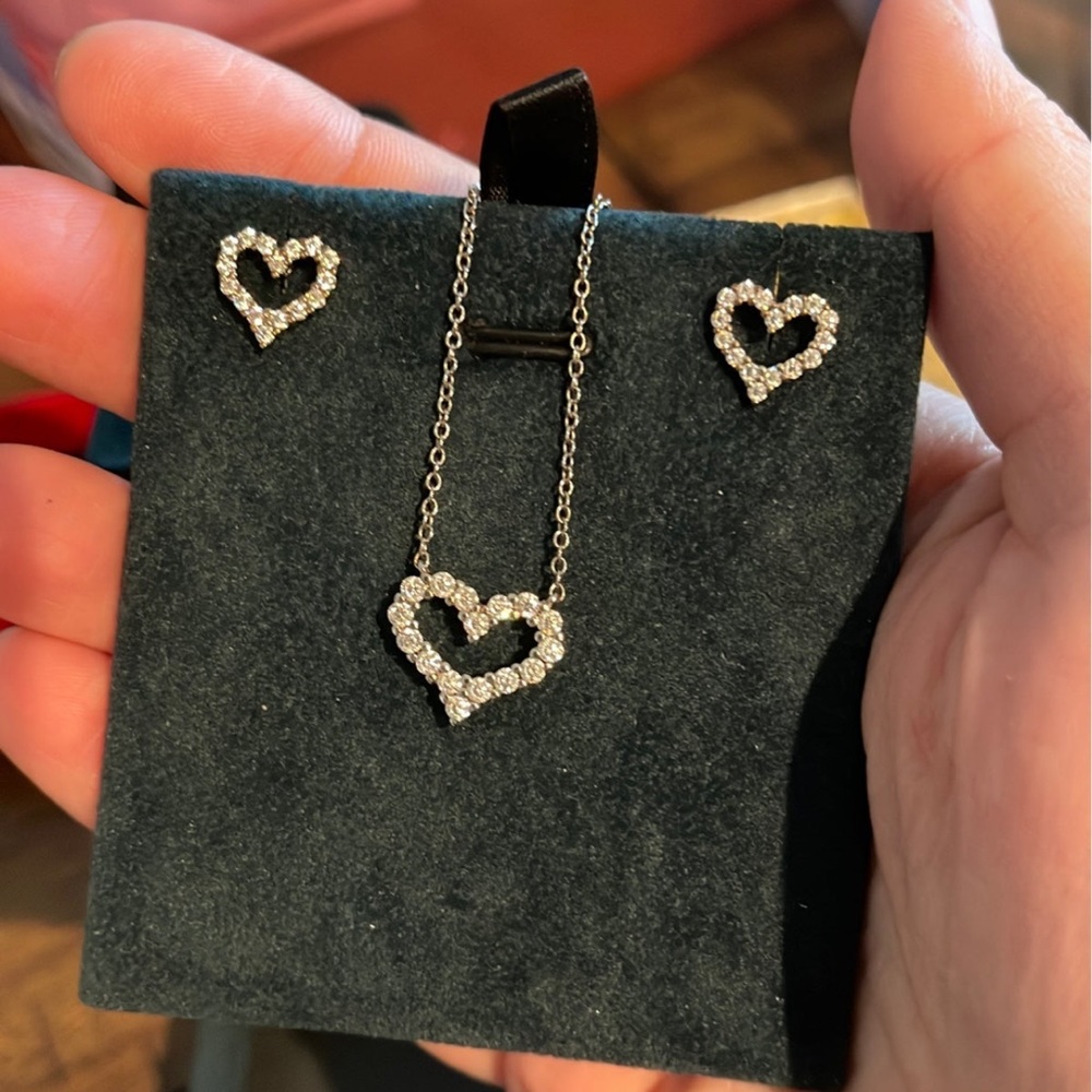 Moissanite Diamond heart necklace